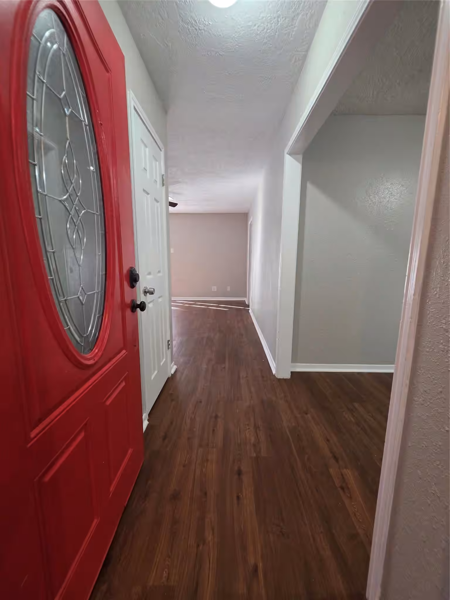 Photo 7 of 922 Bacliff Drive, Bacliff, TX