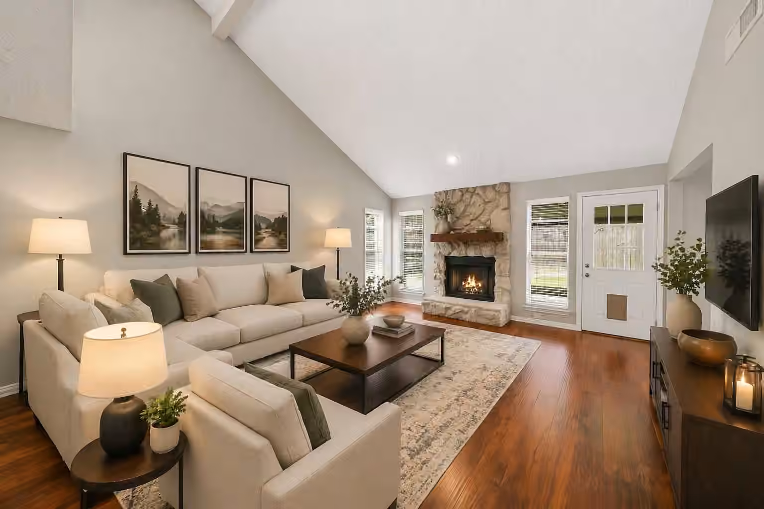 Photo 2 of 16826 Cobble Ridge Drive, Sugar Land, TX