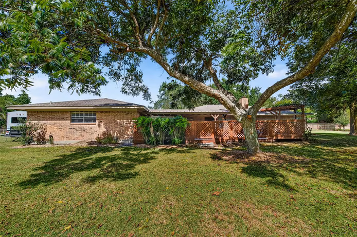Photo 7 of 12021 7th 1/2 Street, Santa Fe, TX