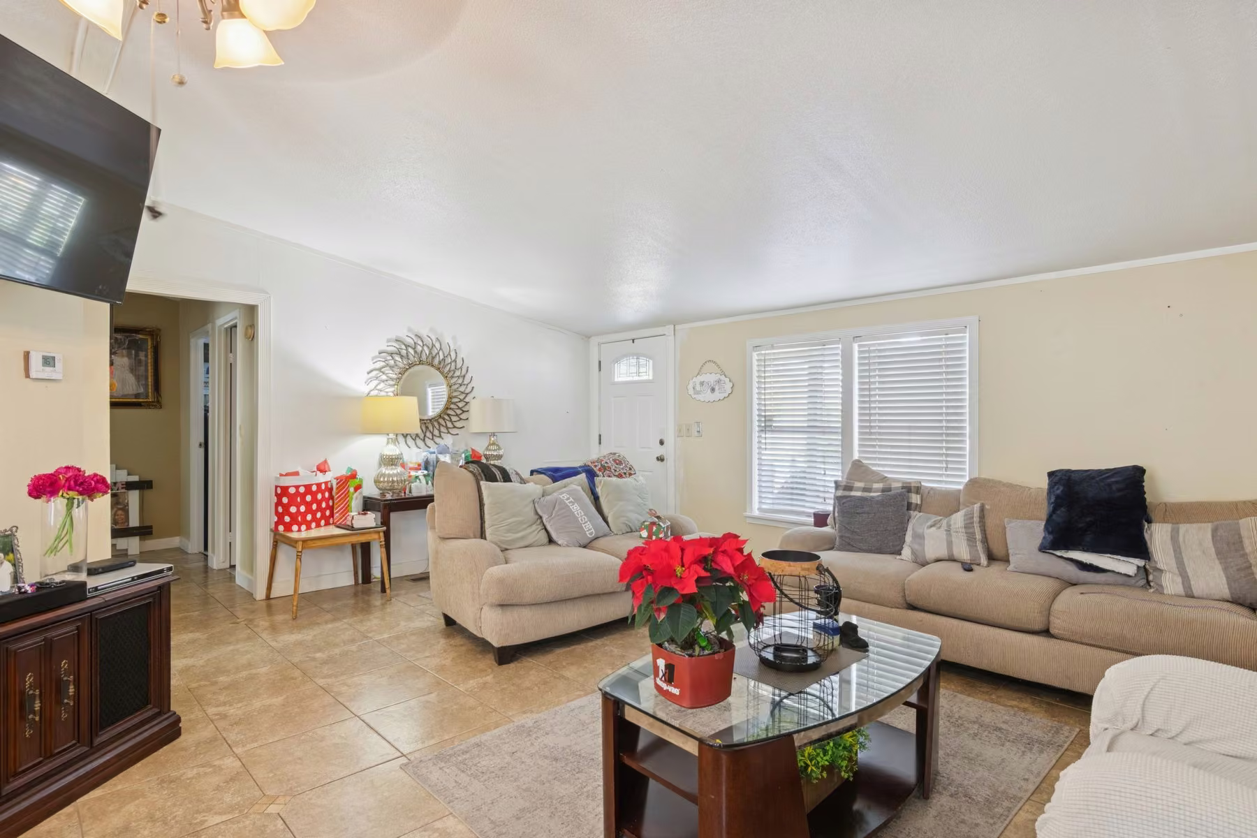 Photo 3 of 2716 Southmore Avenue E, Pasadena, TX