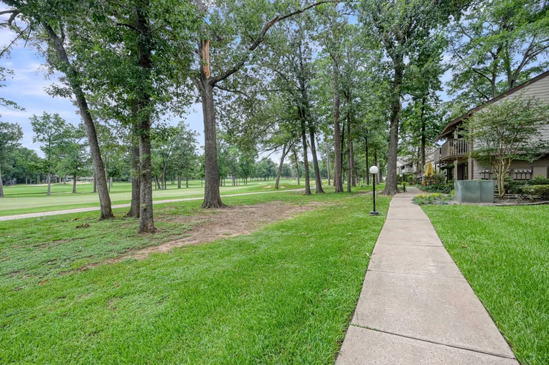 Photo 6 of 12900 Walden Road 605, Montgomery, TX