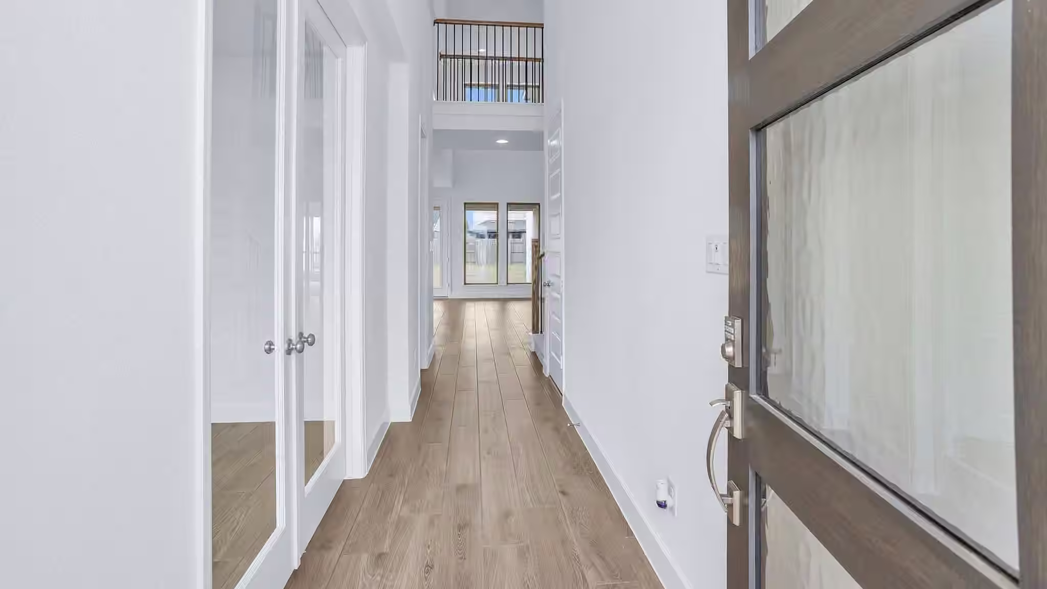 Photo 3 of 7419 Hemlock Crest Drive, Katy, TX
