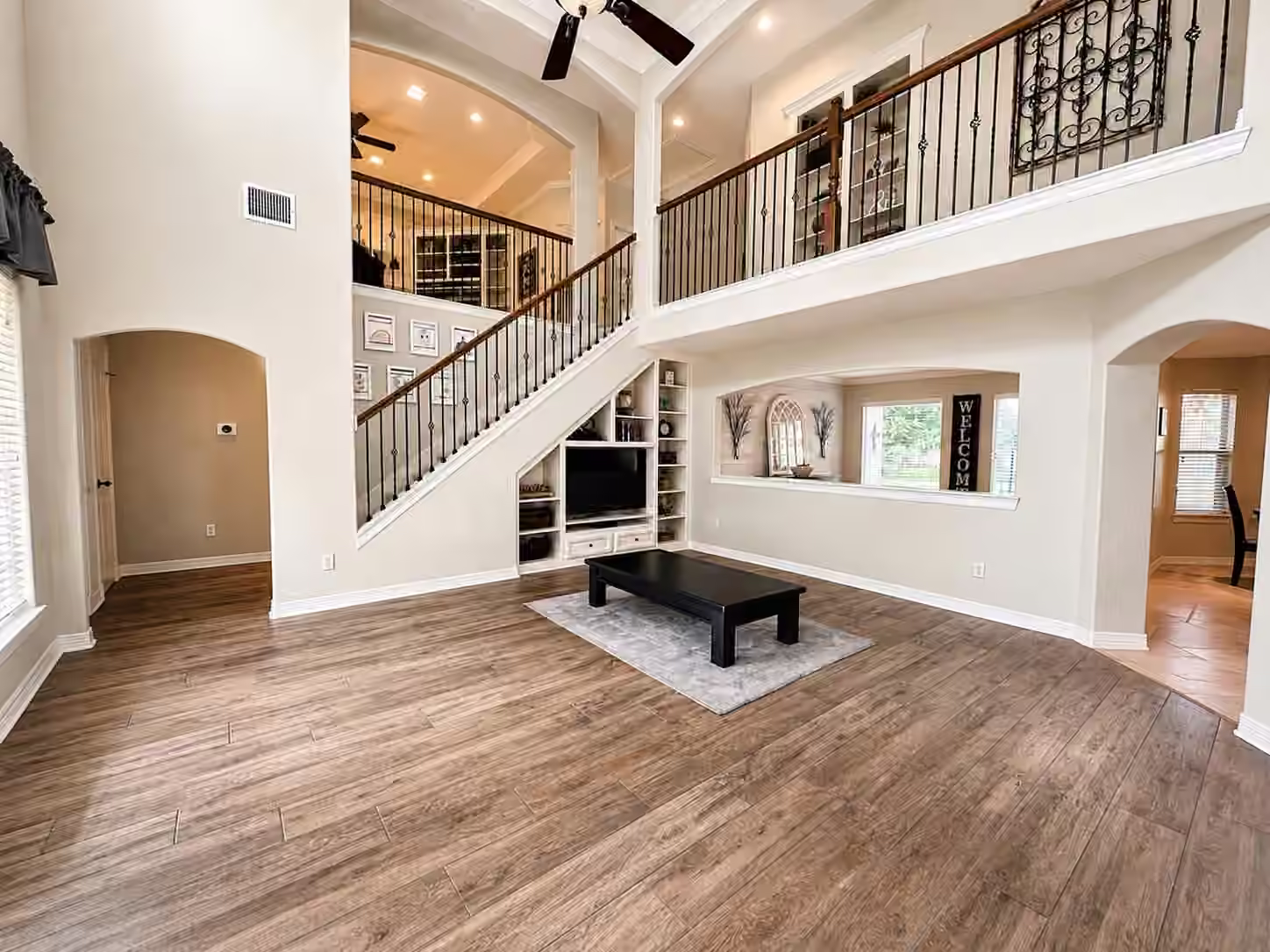 Photo 3 of 17107 Rustington Drive, Spring, TX