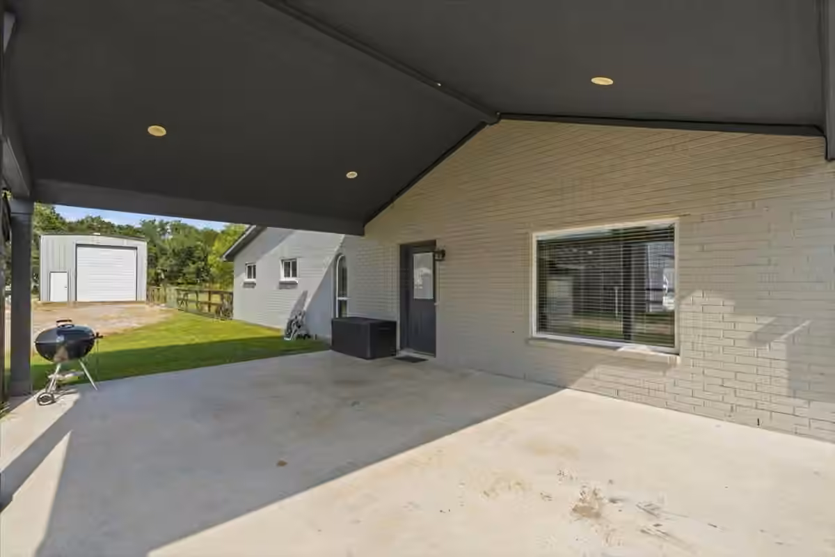 Photo 5 of 4724 First SGT Israel Almendarez Street, Alvin, TX