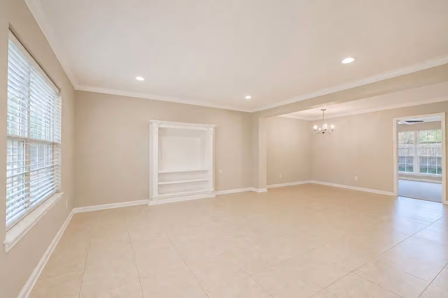 Photo 7 of 1687 W Sam Houston Parkway S, Houston, TX
