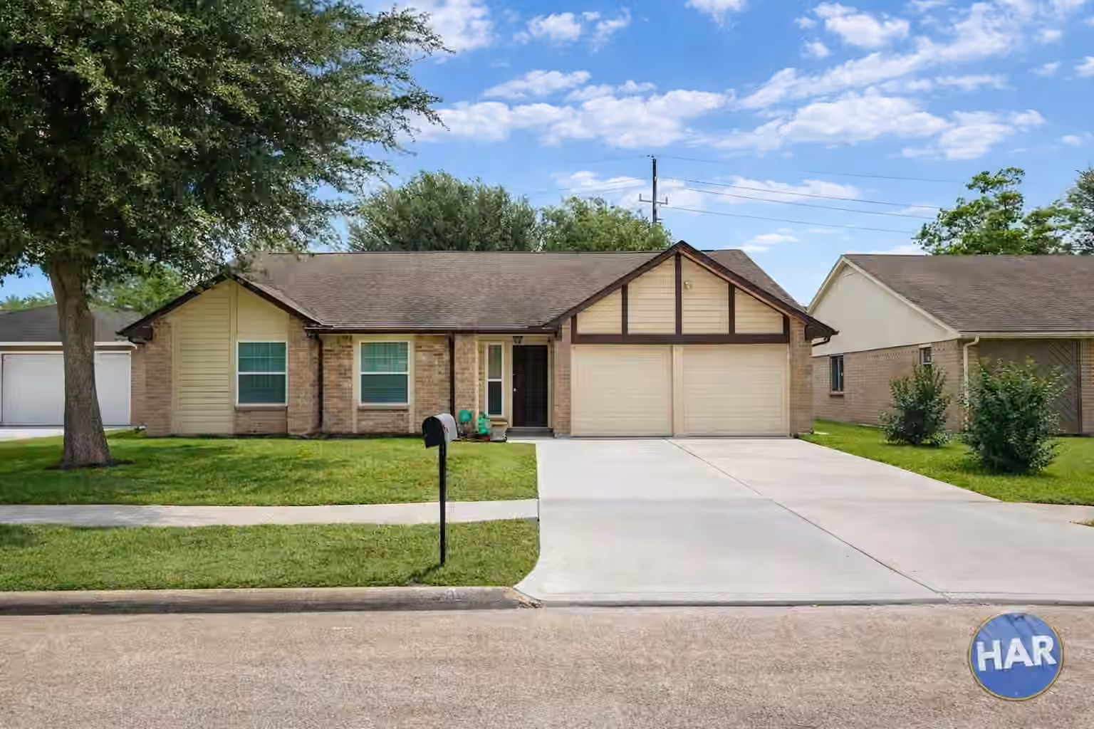Photo of 3403 Honey Creek Drive, Houston, TX