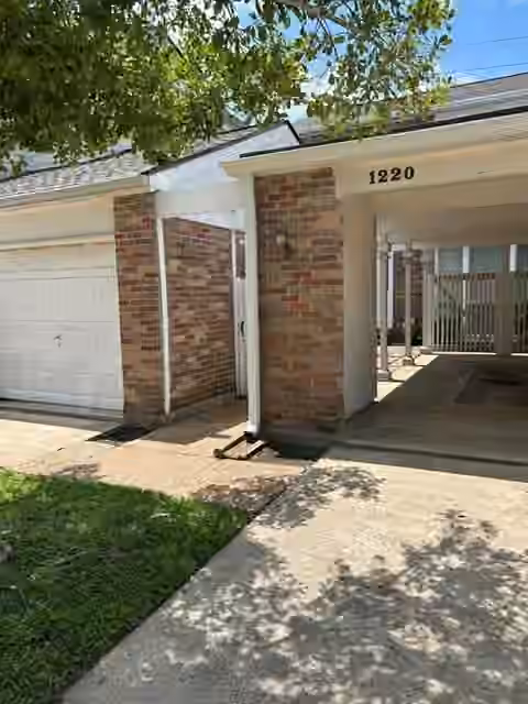 Photo 2 of 1220 Fountain View Drive 197, Houston, TX