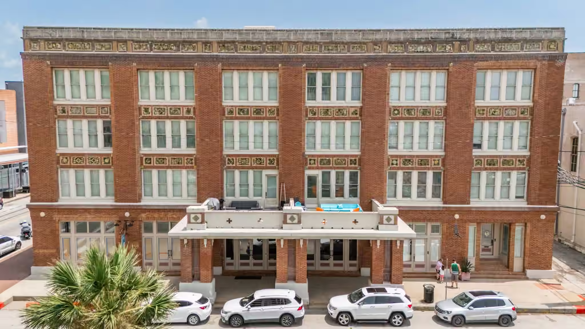 Photo 3 of 202 25th Street 202, Galveston, TX