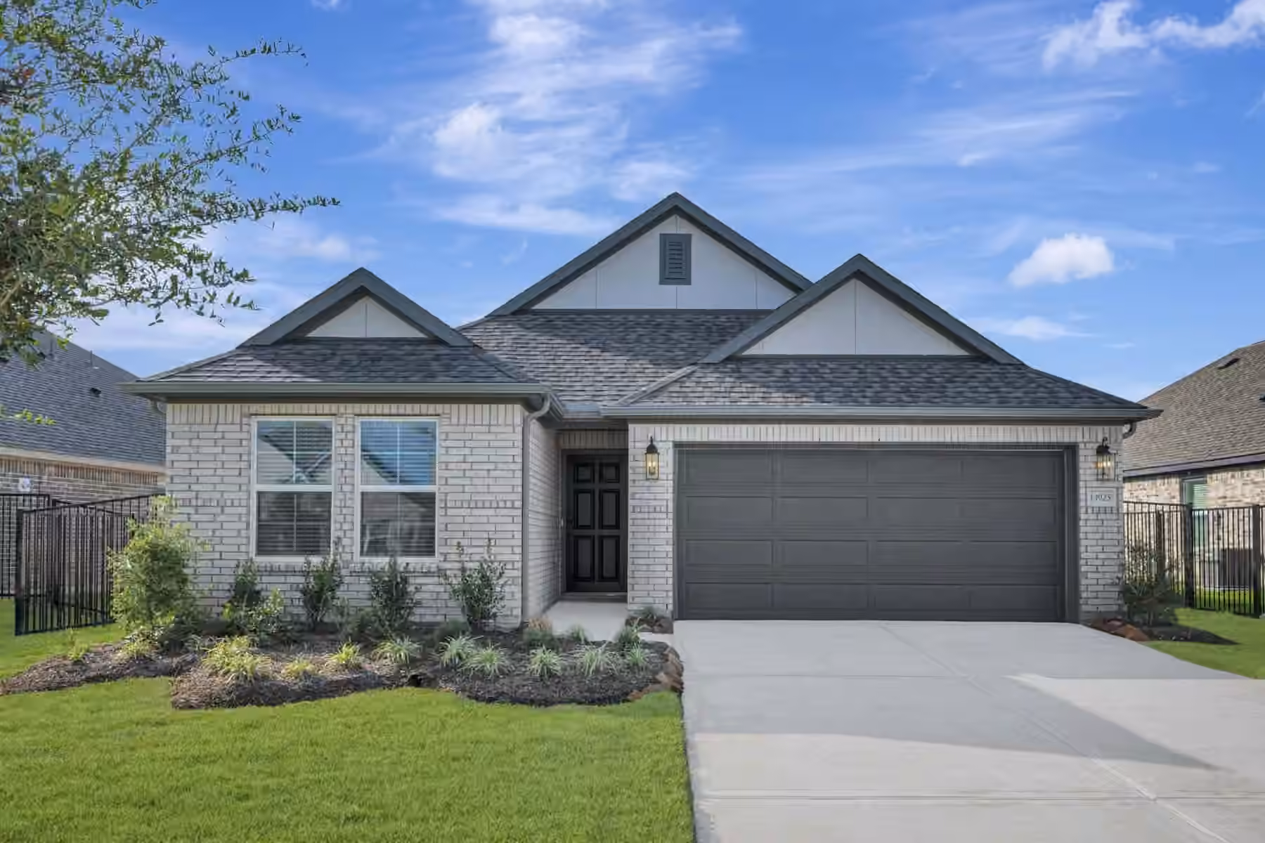 Photo of 13925 Baikal Manor Drive, Santa Fe, TX 77510