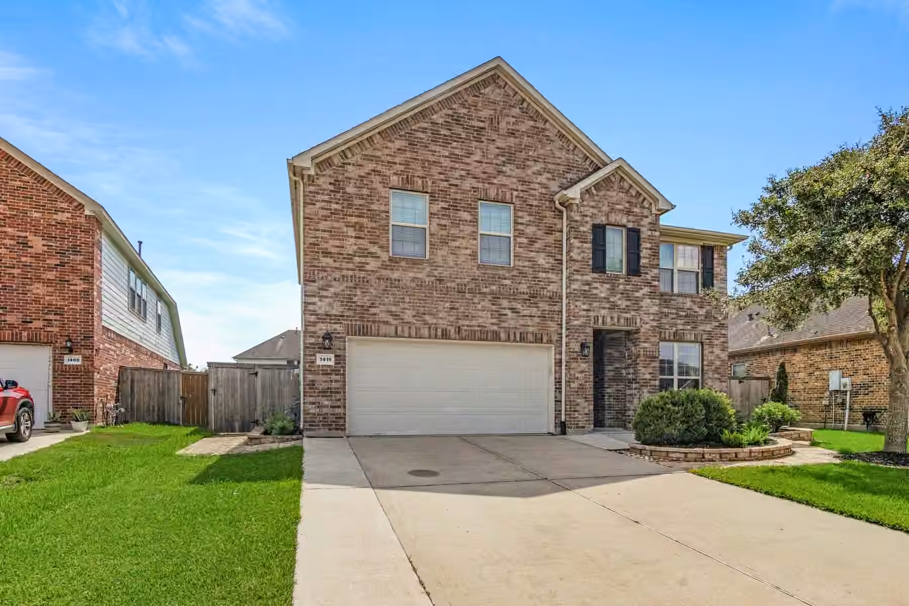 Photo 5 of 1411 Silver Rings Court, Pearland, TX
