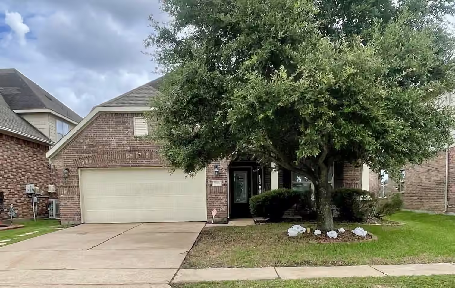 Photo of 5939 Northcrest Village Way, Spring, TX 77388