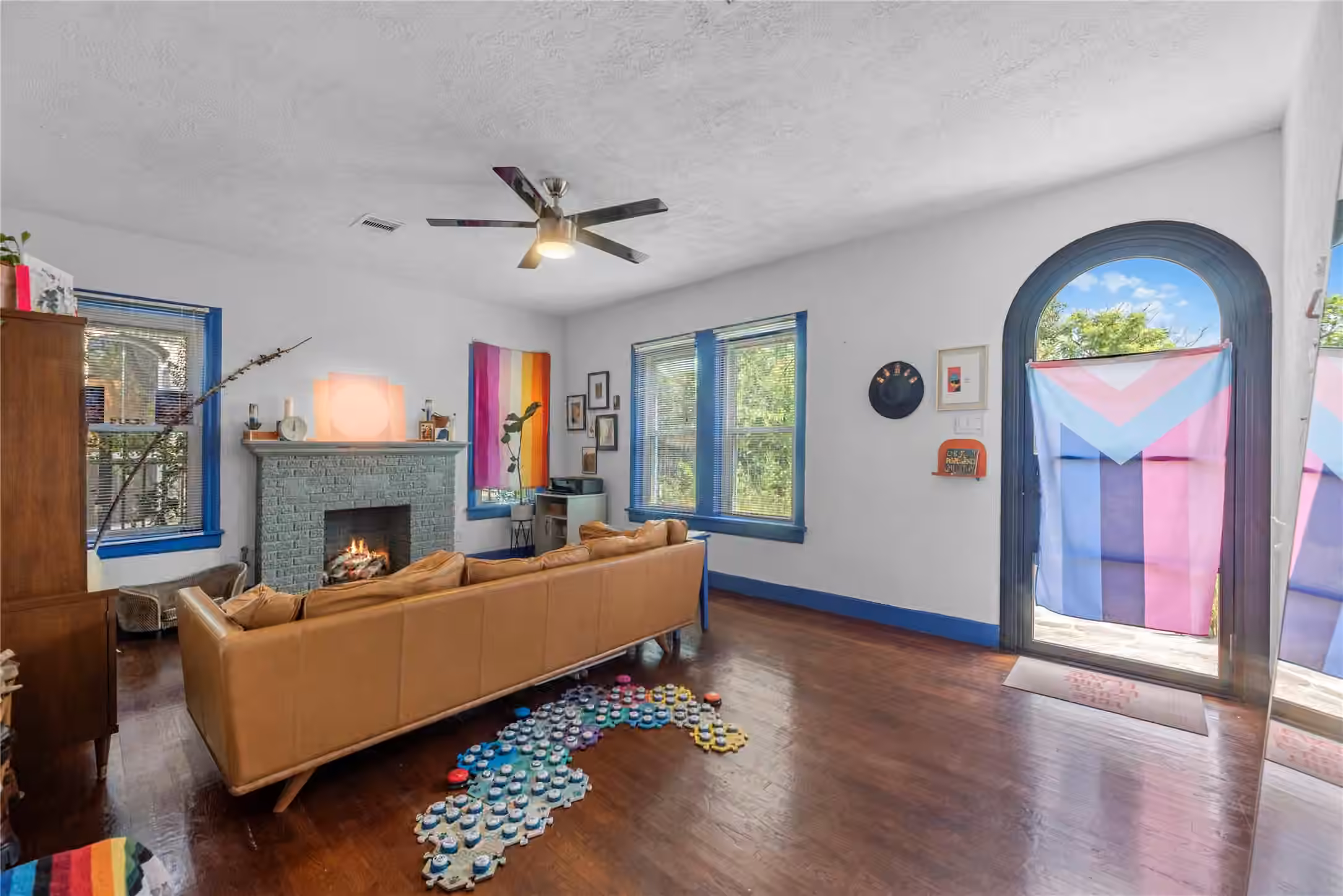 Photo 5 of 2906 Rosewood Street, Houston, TX