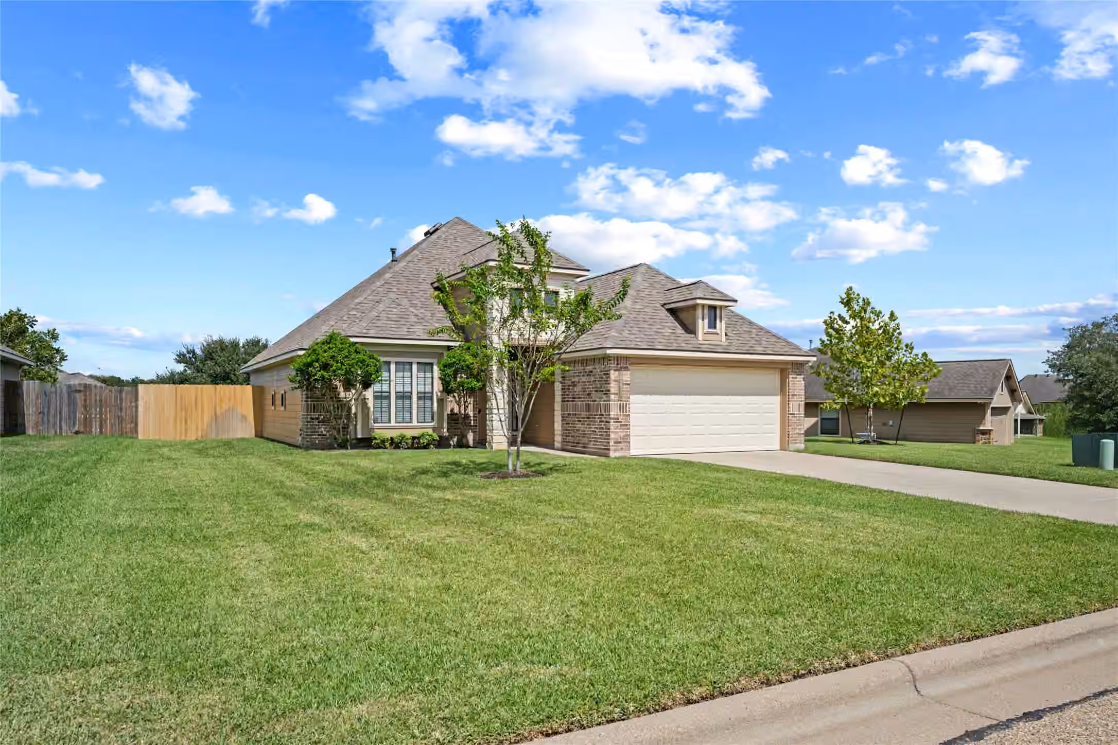 Photo 4 of 800 Cobble Gate, Brenham, TX