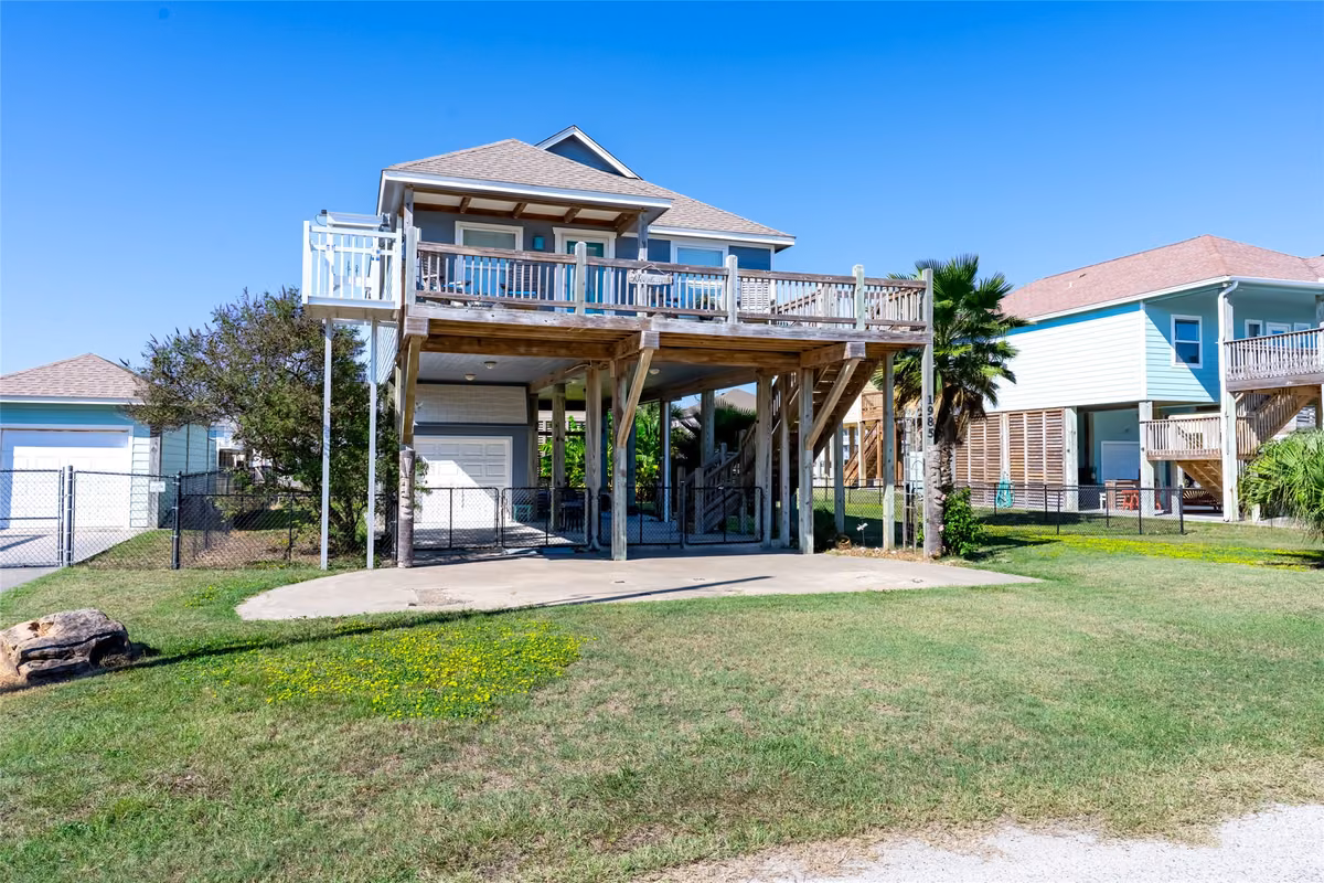 Photo of 1985 Matt Drive, Crystal Beach, TX 77650