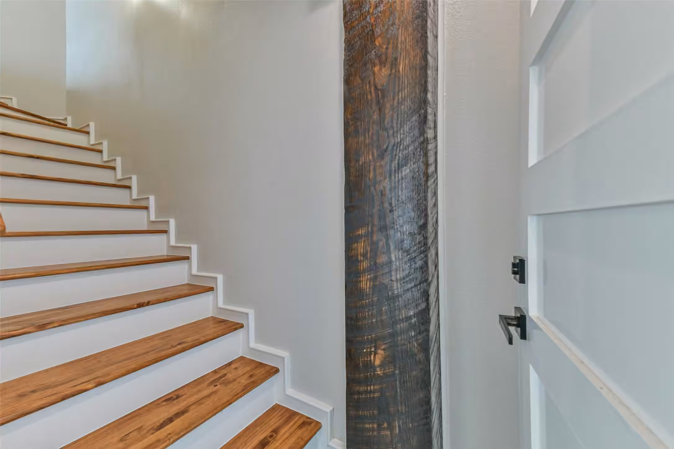 Photo 6 of 1716 23rd Street C, Galveston, TX