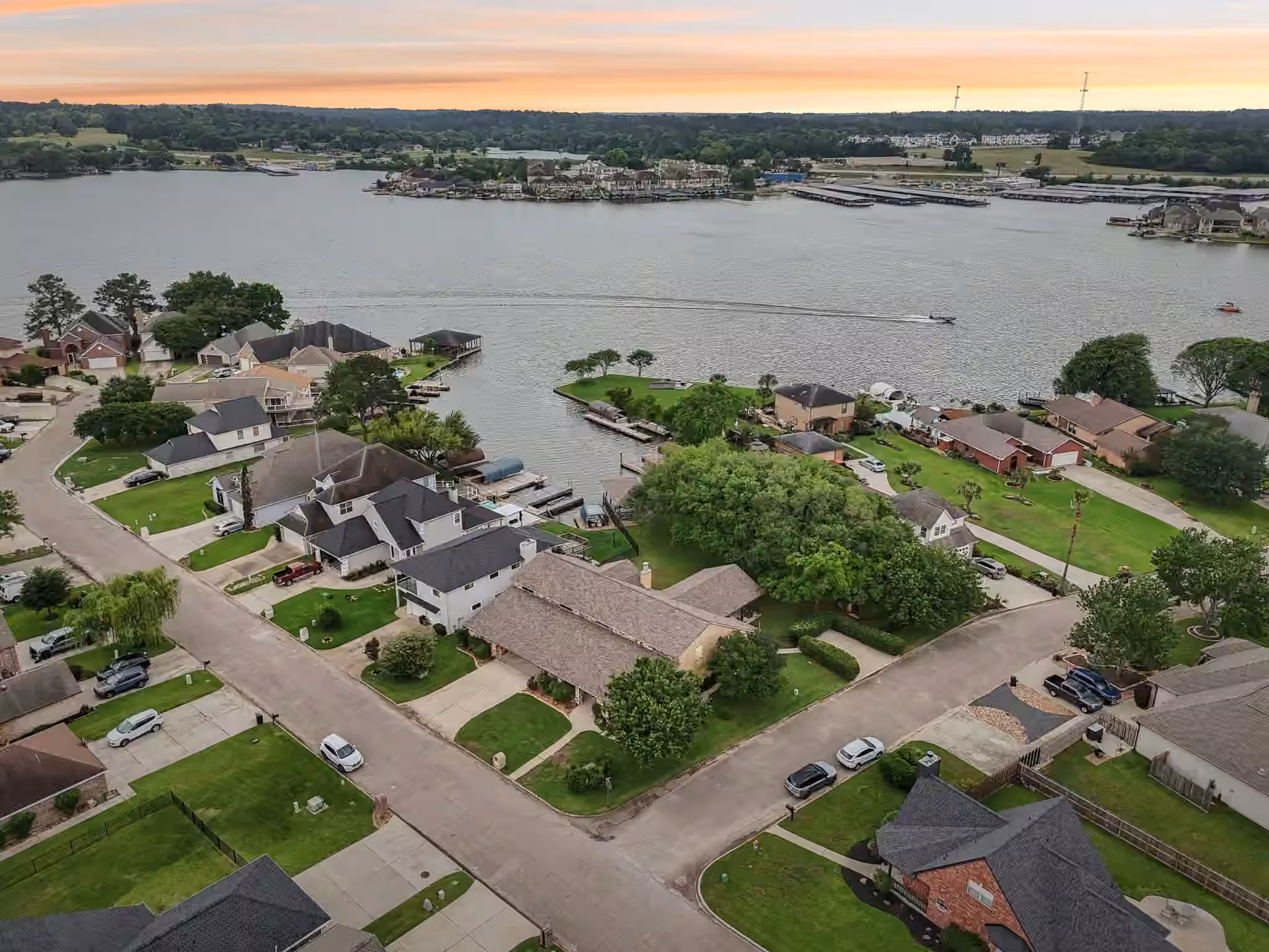 Photo of 9243 Deepwater Drive, Montgomery, TX 77356