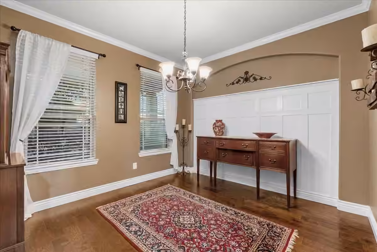 Photo 5 of 18111 Russett Green Drive, Tomball, TX