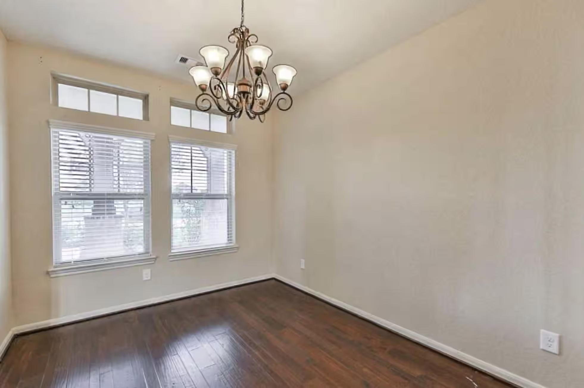 Photo 7 of 28807 Mayes Bluff Drive, Katy, TX