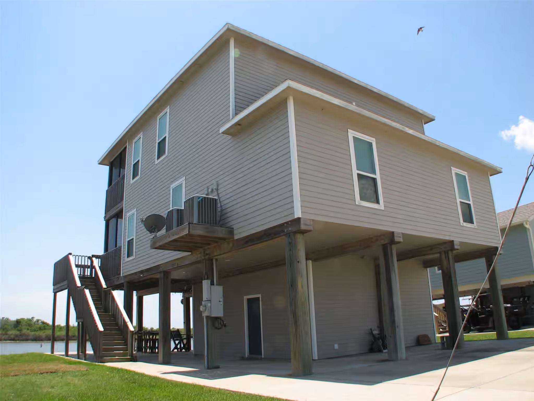 Photo 4 of 32 Trout Lane, Freeport, TX