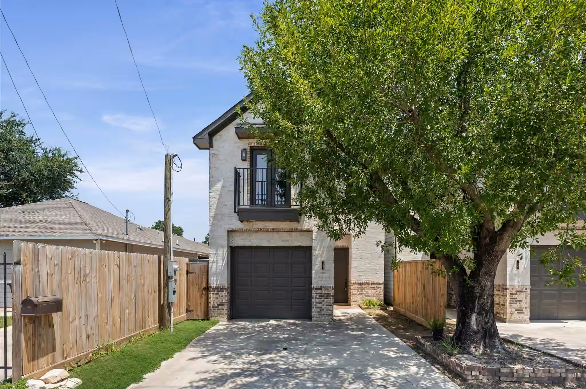 Photo of 7325 Market Street, Houston, TX