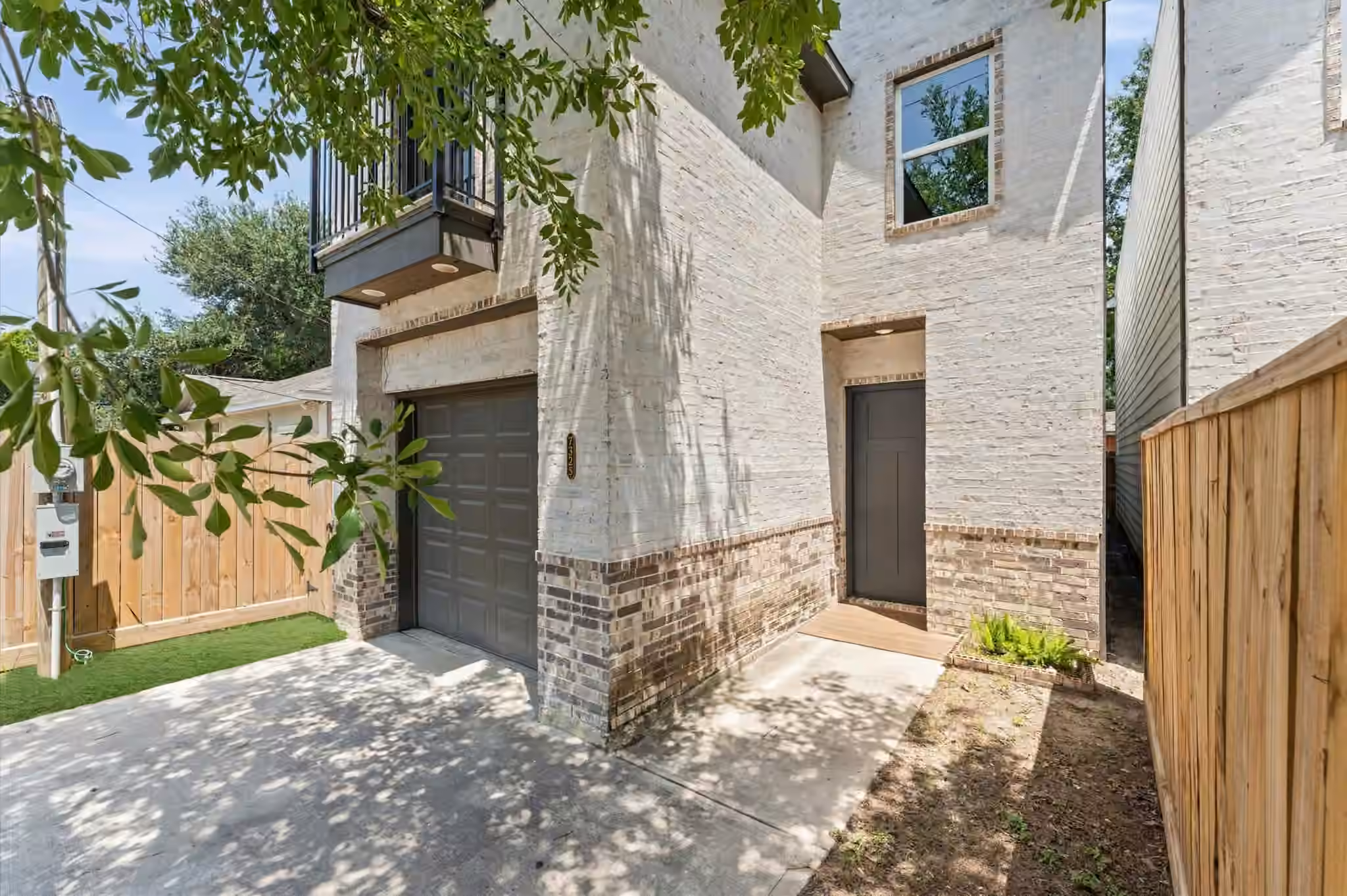 Photo 5 of 7325 Market Street, Houston, TX