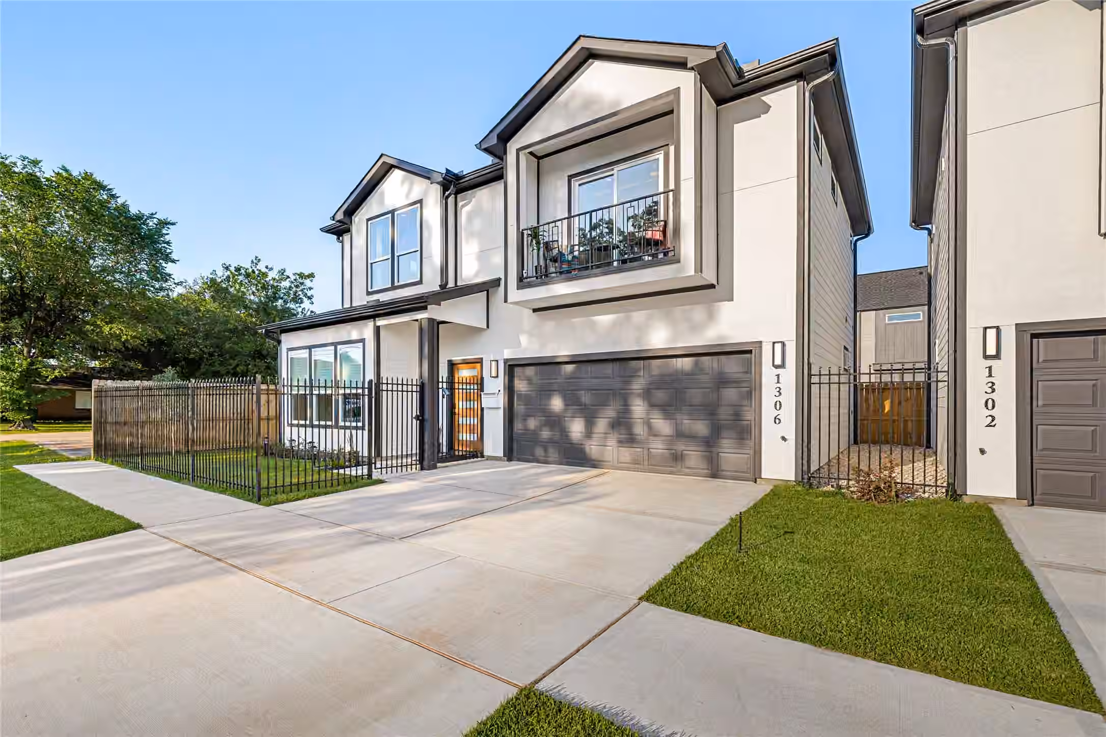 Photo 5 of 1306 Grove Street, Houston, TX