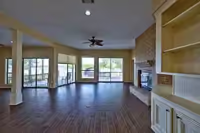 Photo 4 of 3335 Torrey Pines Drive, Montgomery, TX