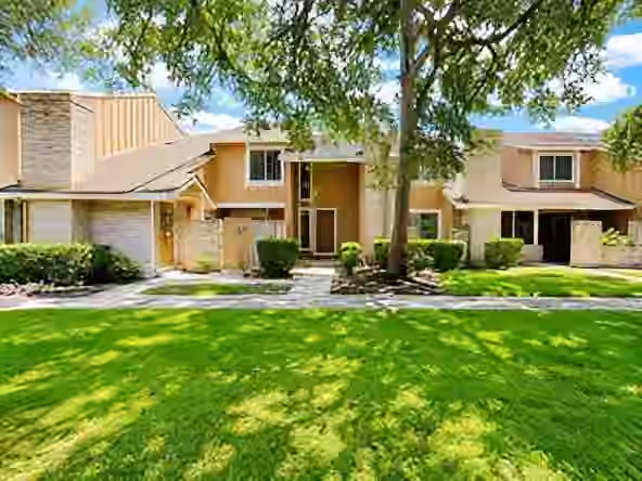 Photo 3 of 6167 Dryad Drive, Houston, TX
