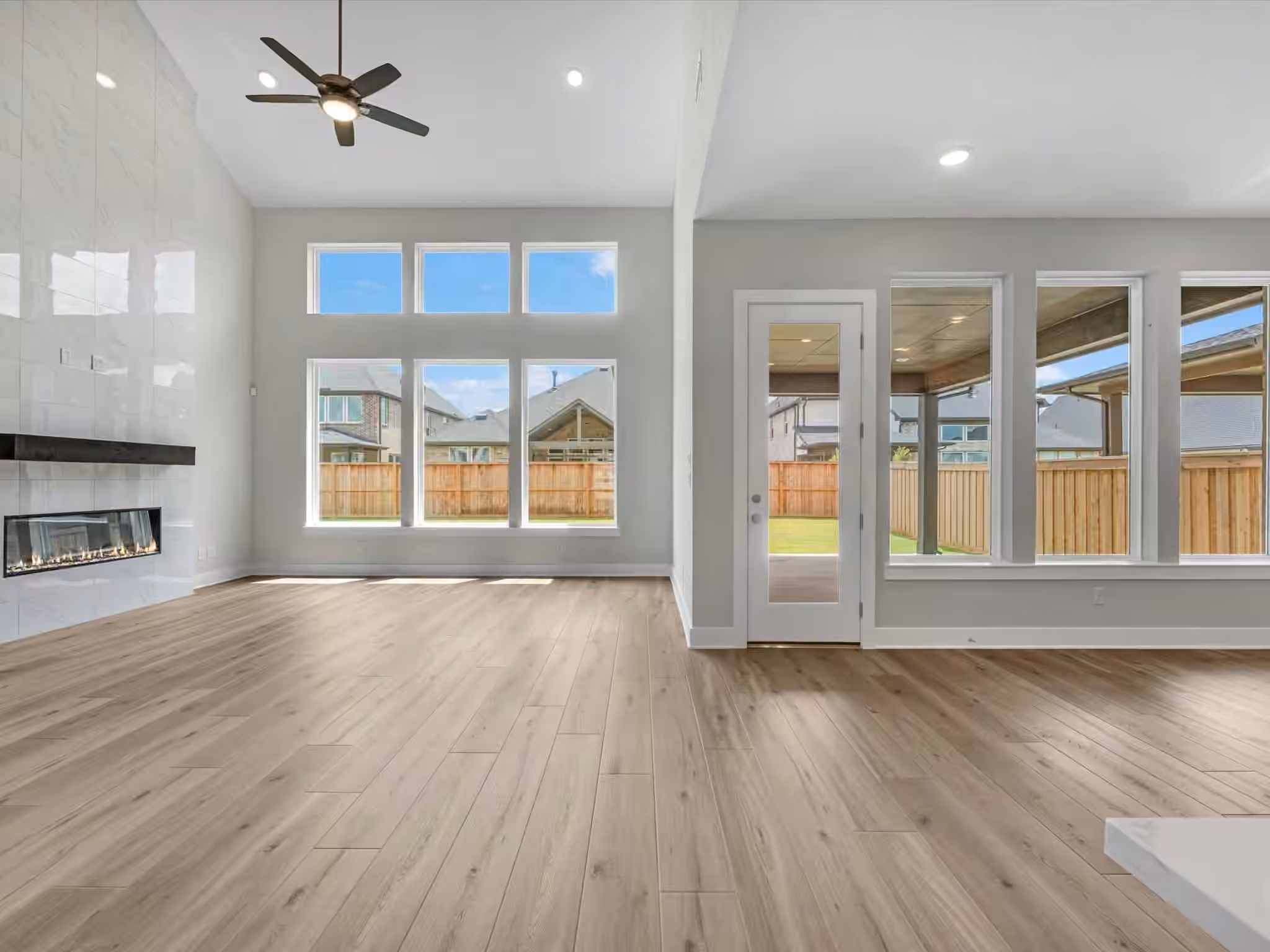 Photo 6 of 19711 Jessica View Circle, Cypress, TX