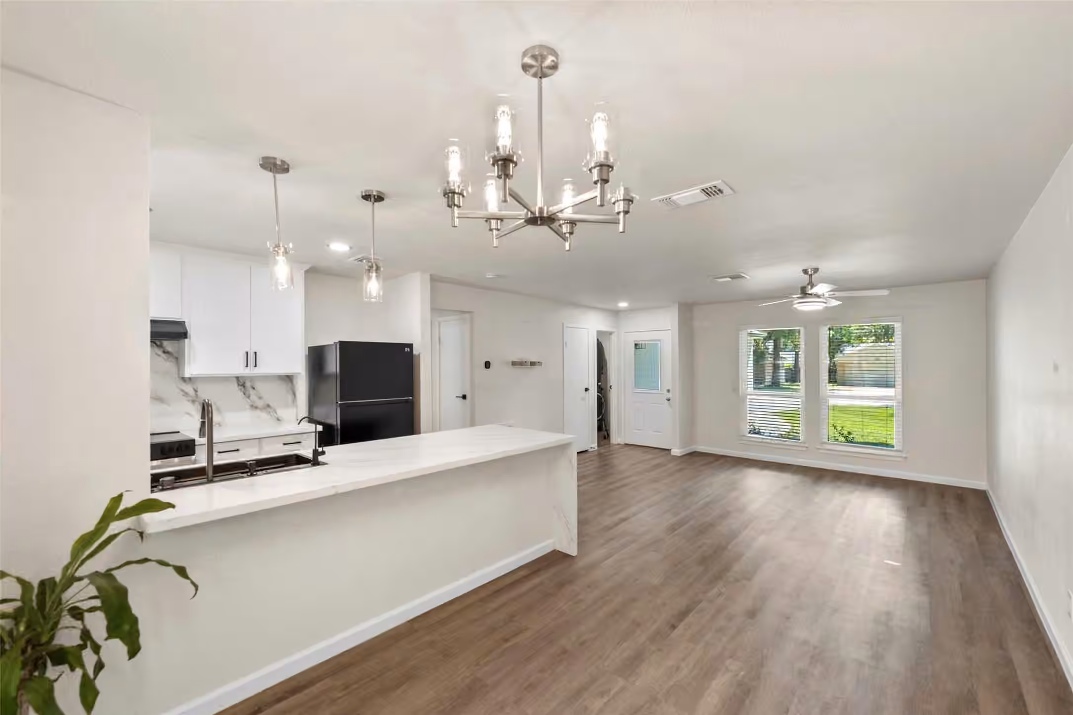 Photo 6 of 7 Hasting Oak Court, The Woodlands, TX