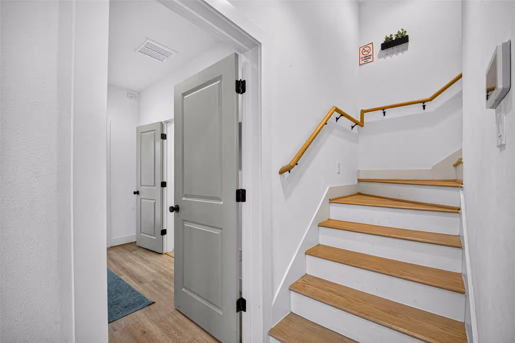 Photo 6 of 2341 Eagle Street, Houston, TX