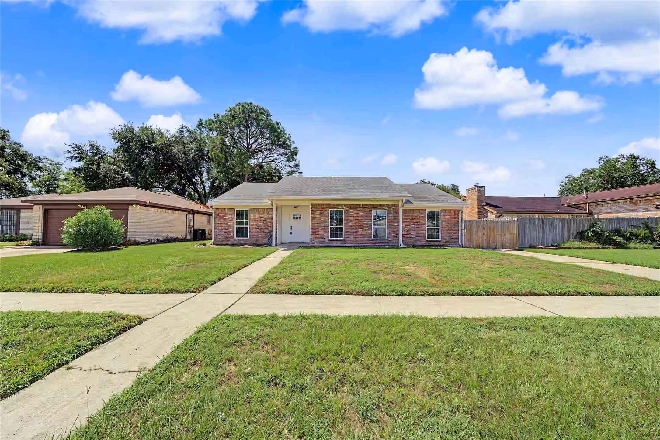 Photo of 7015 Northleaf Drive, Houston, TX 77086