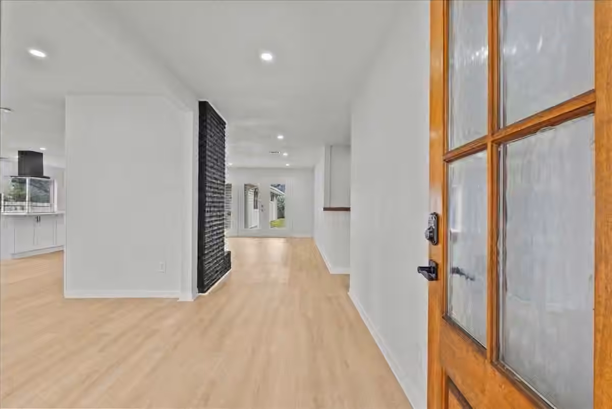 Photo 2 of 5762 Birdwood Road, Houston, TX