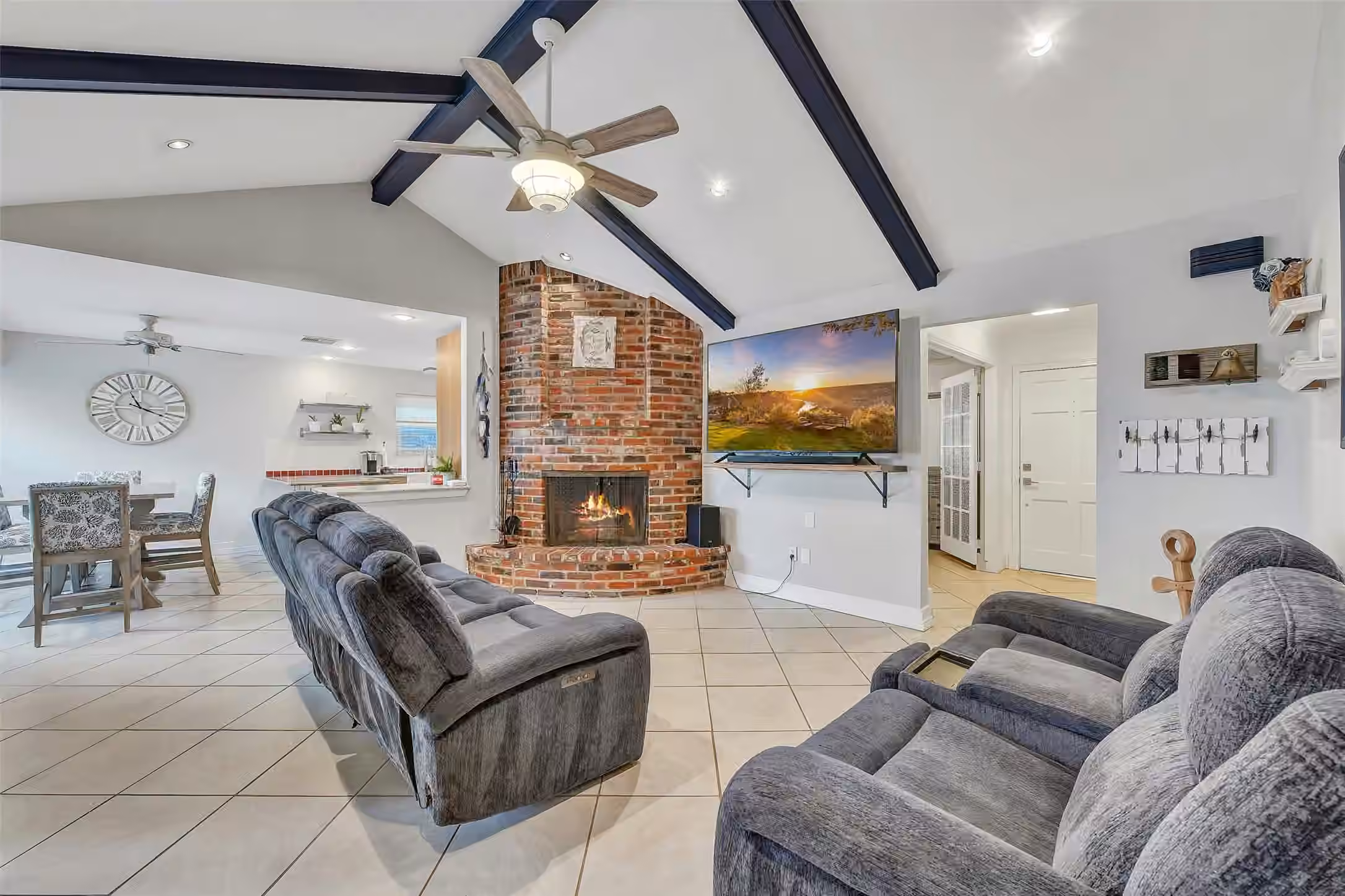 Photo of 2211 Bayou Drive, League City, TX 77573