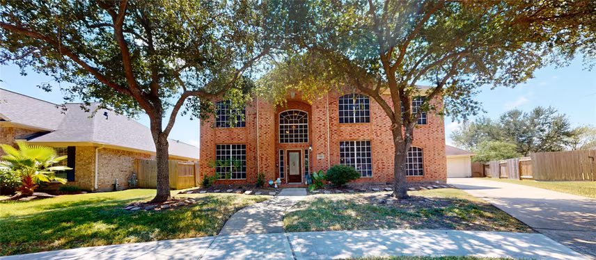 Photo 2 of 3310 Aspenbrook Ct Court, Pearland, TX