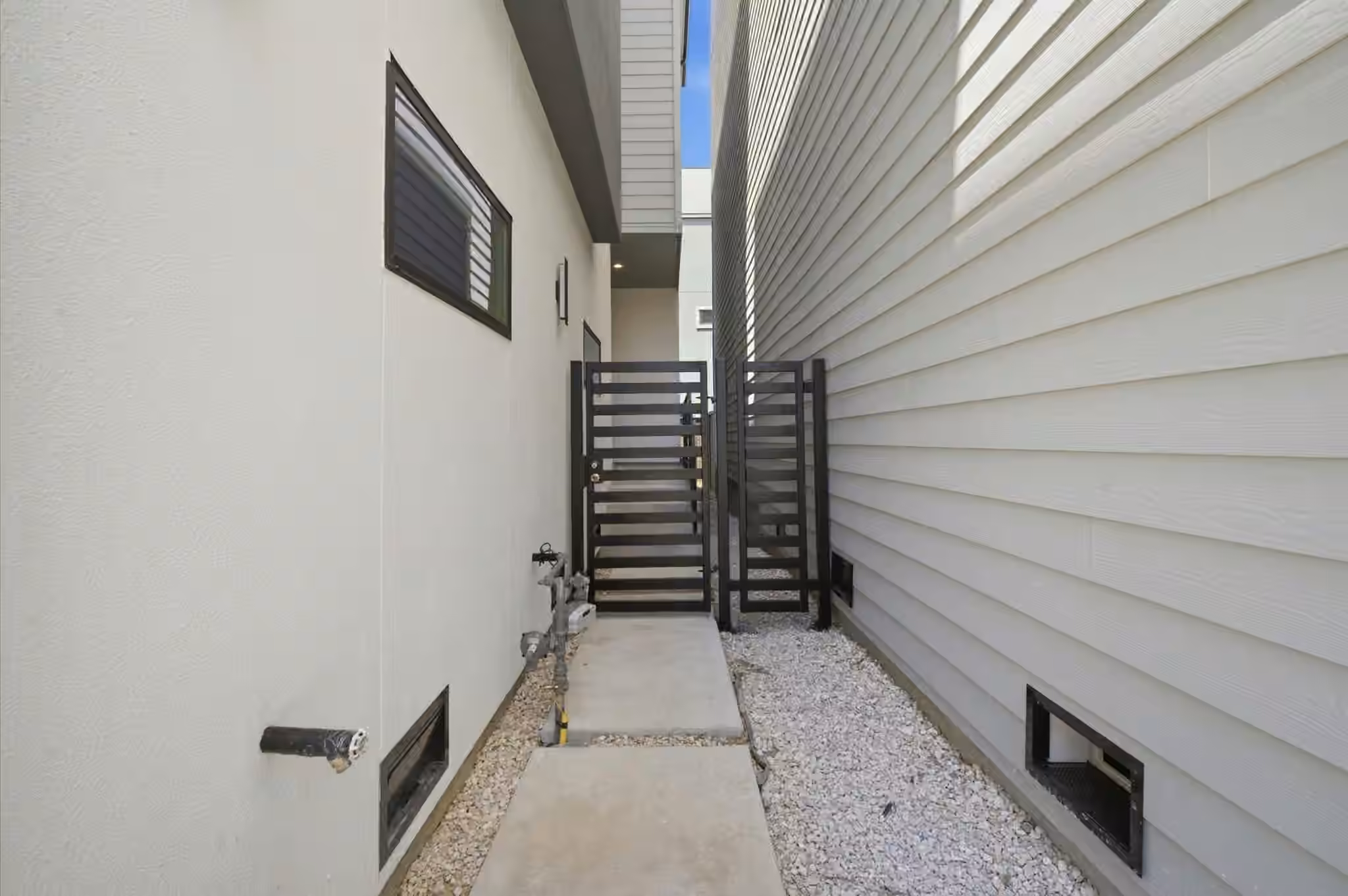 Photo 6 of 6118 Gehring Street, Houston, TX