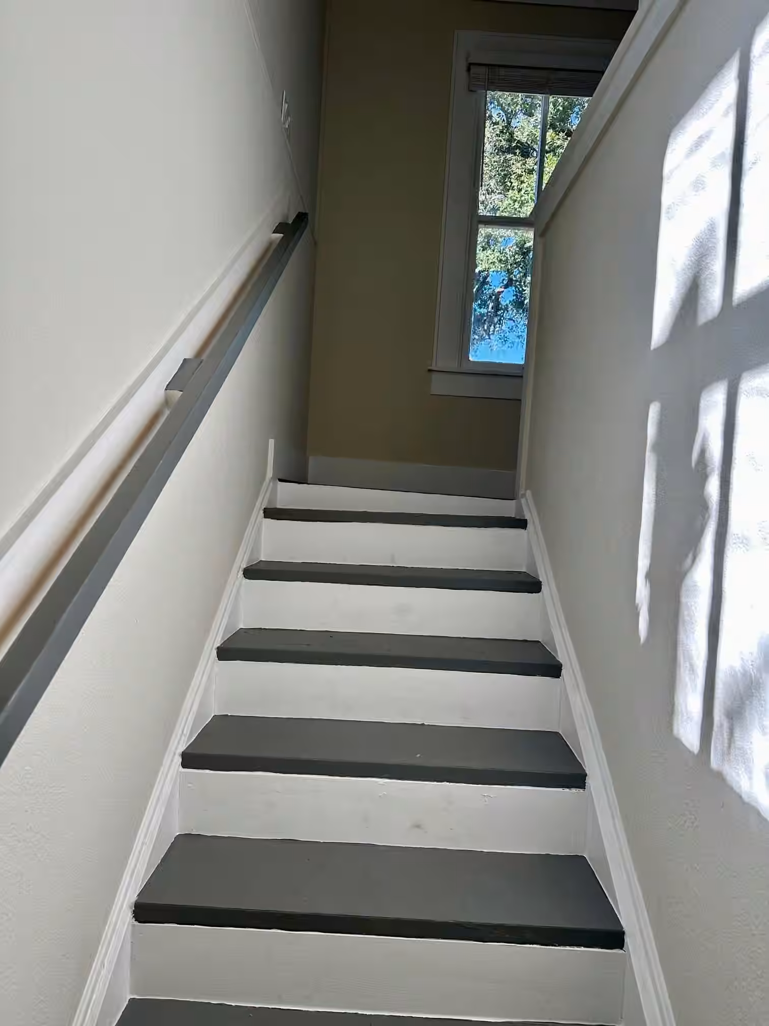 Photo 5 of 1009 Sealy Street, Galveston, TX
