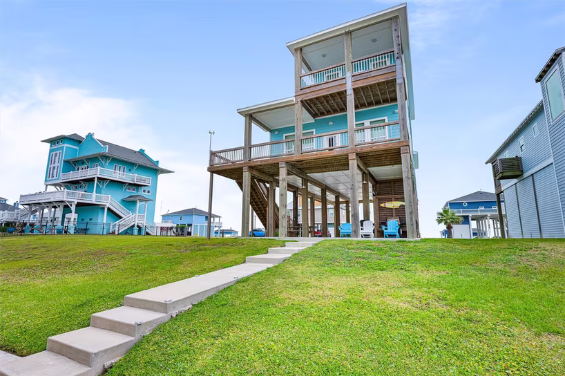 Photo 4 of 1900 Laguna Harbor Cove Boulevard, Port Bolivar, TX