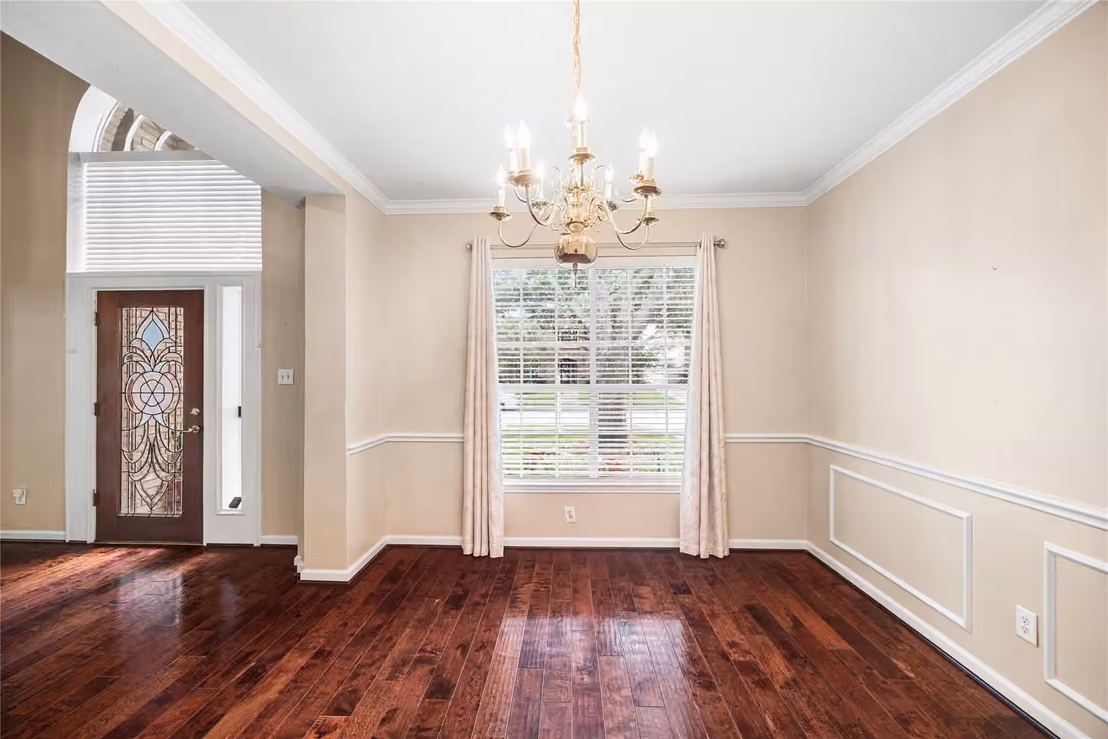 Photo 6 of 12506 Whispering Sands Court, Houston, TX