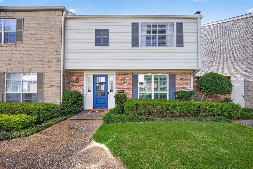 Photo of 12618 Huntingwick Drive 100, Houston, TX