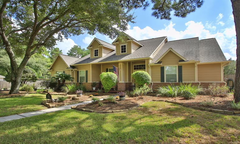 Photo 3 of 15812 Rose Pine Court, Cypress, TX