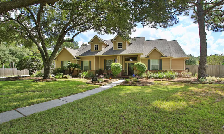 Photo 4 of 15812 Rose Pine Court, Cypress, TX