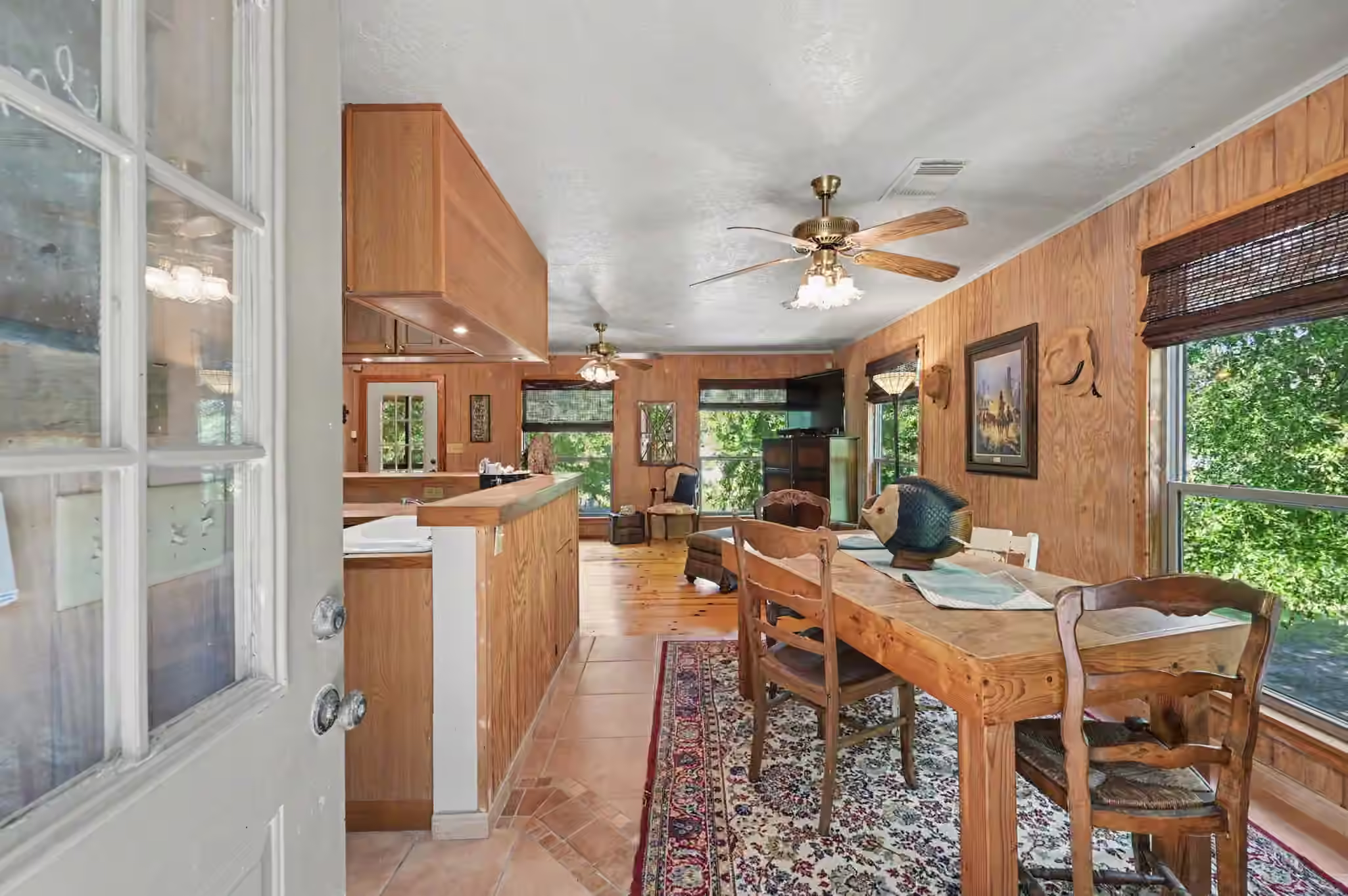 Photo 5 of 99 Lake View Drive, Huntsville, TX