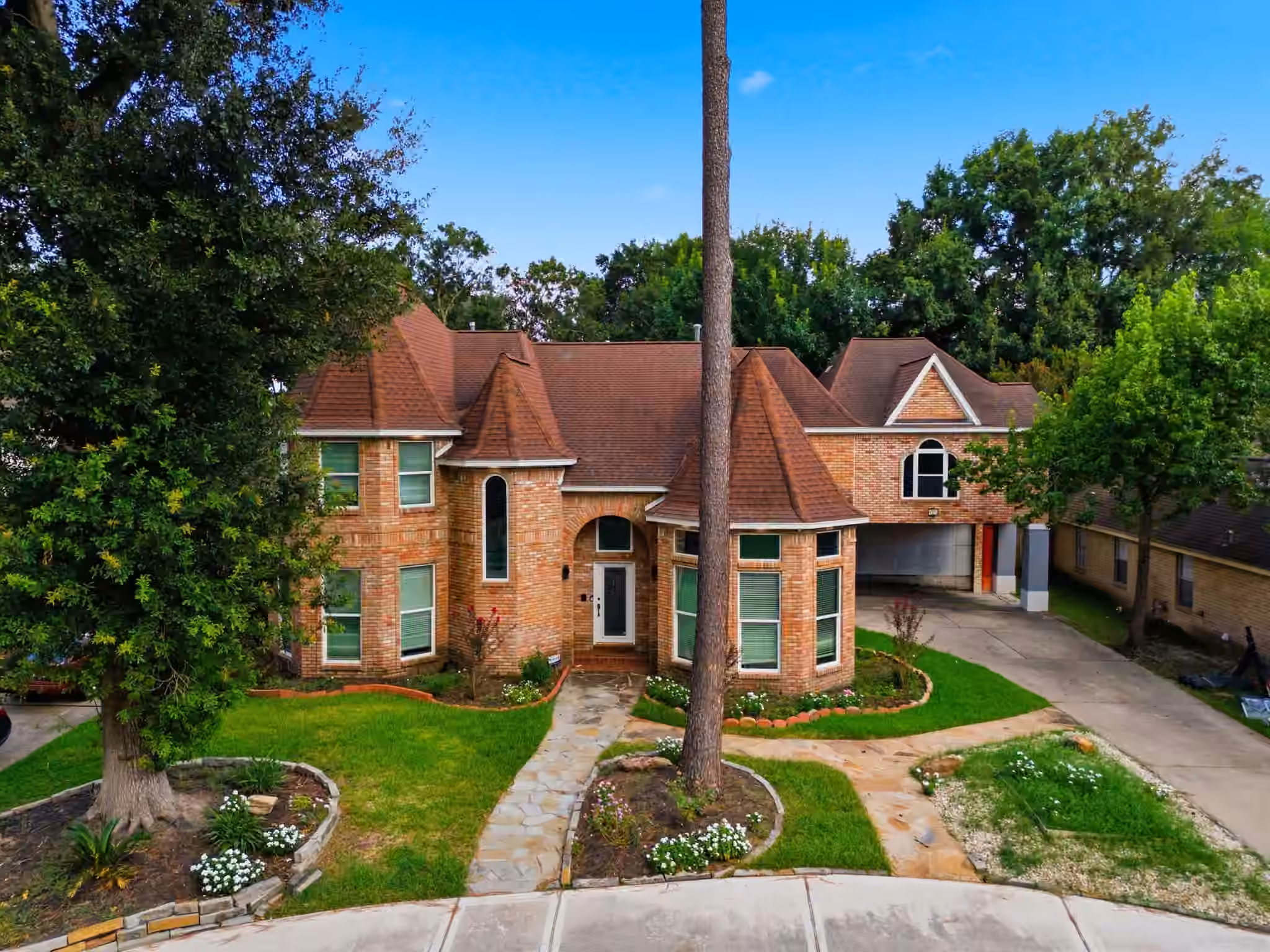 Photo of 6915 Pebble Beach Drive, Houston, TX 77069