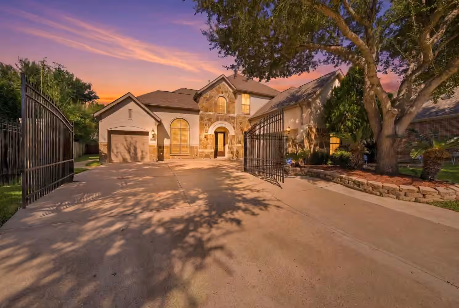Photo of 9003 Gable Glen Lane, Houston, TX 77095