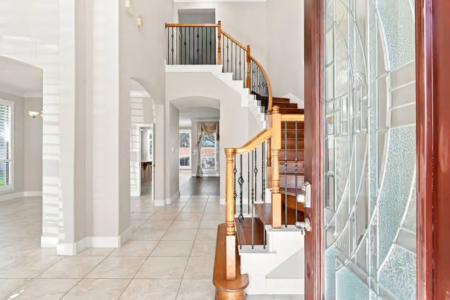 Photo 4 of 9003 Gable Glen Lane, Houston, TX