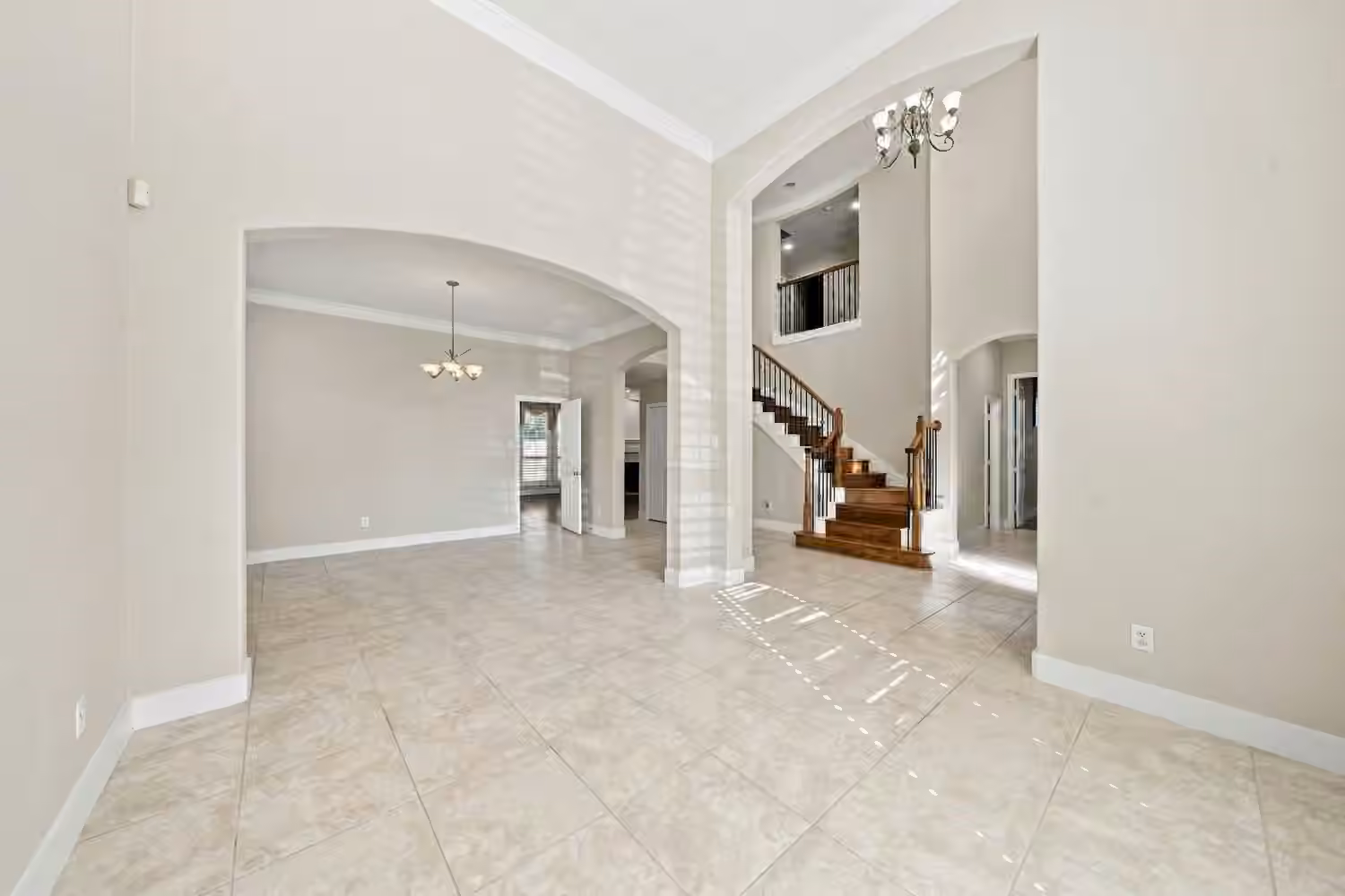 Photo 5 of 9003 Gable Glen Lane, Houston, TX