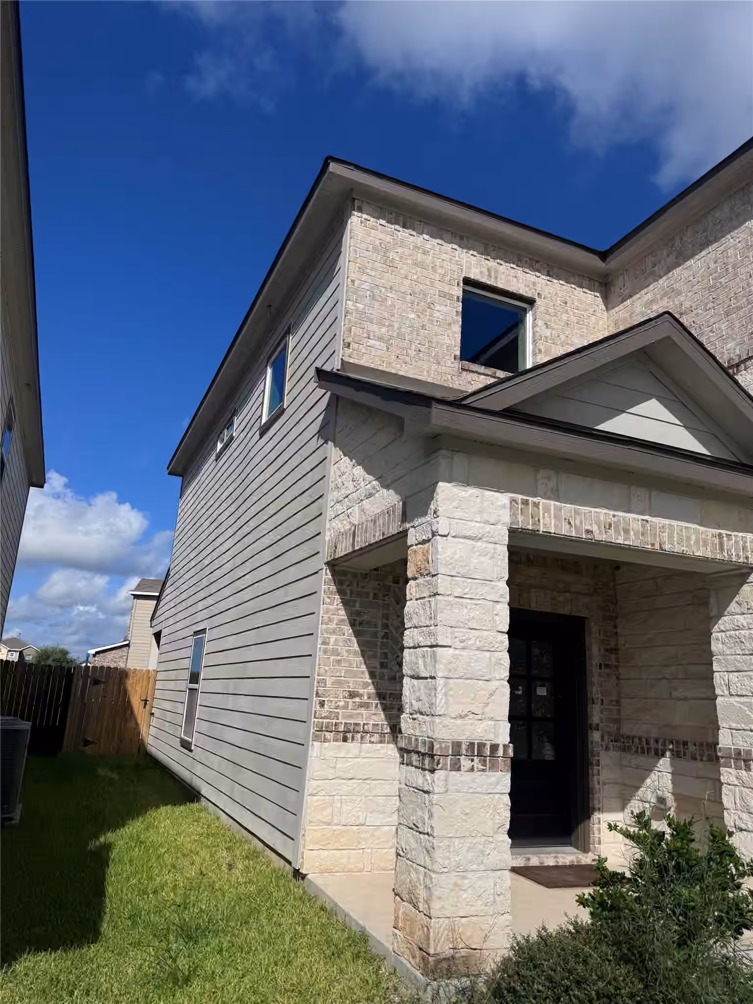 Photo 7 of 6822 Escondido Drive, Rosharon, TX
