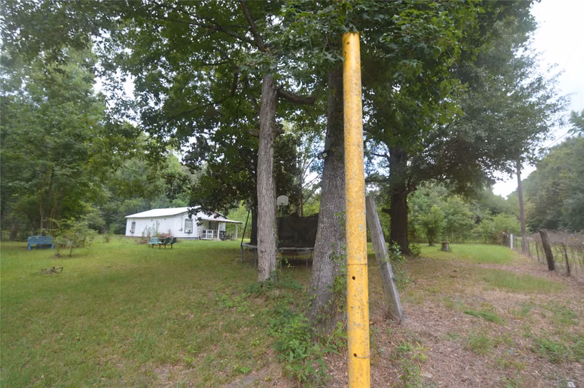 Photo 5 of 1120 Cherry Creek Drive, Shepherd, TX