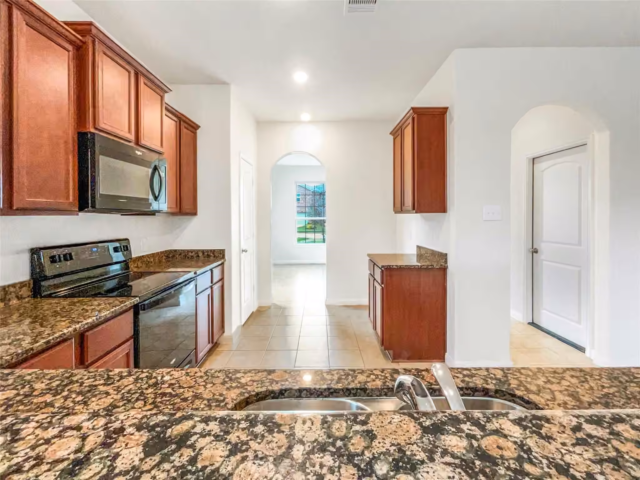 Photo 3 of 15302 Albert Oak Drive, Humble, TX